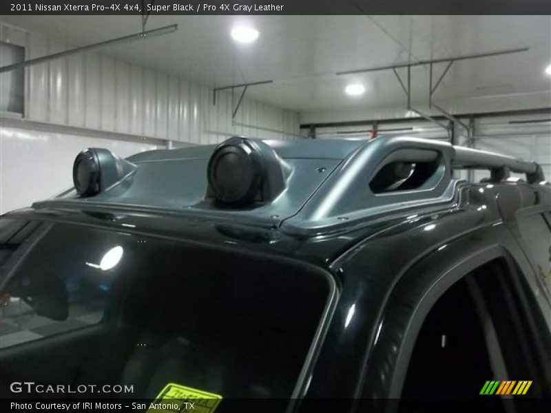 Super Black / Pro 4X Gray Leather 2011 Nissan Xterra Pro-4X 4x4