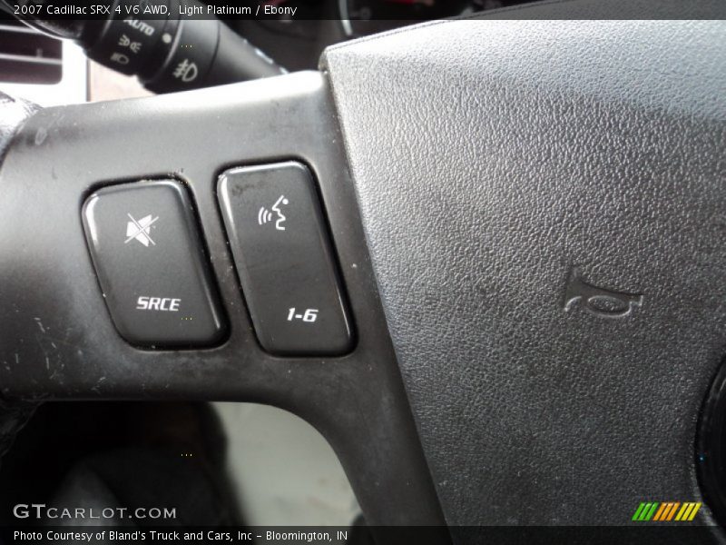Light Platinum / Ebony 2007 Cadillac SRX 4 V6 AWD