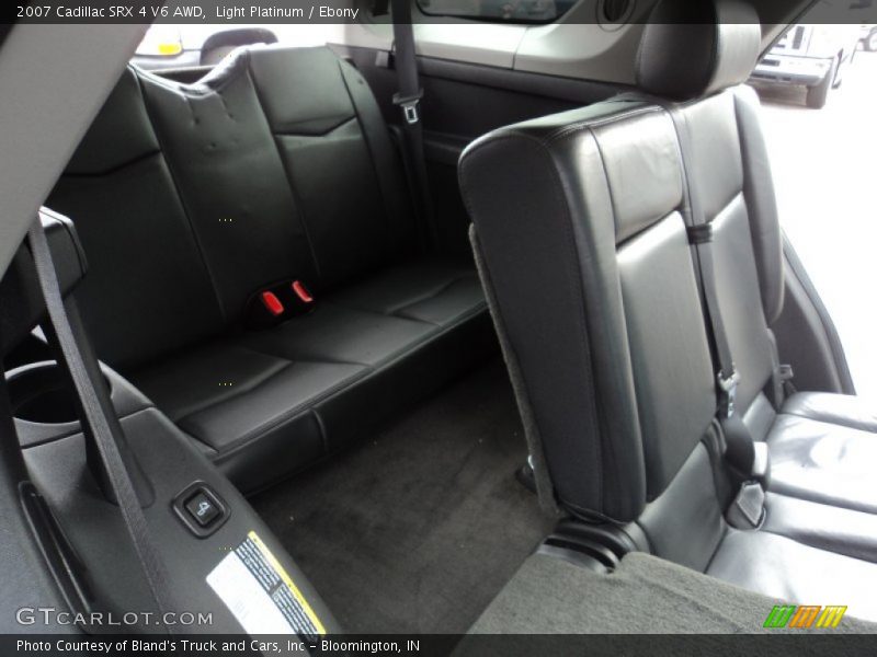 Light Platinum / Ebony 2007 Cadillac SRX 4 V6 AWD