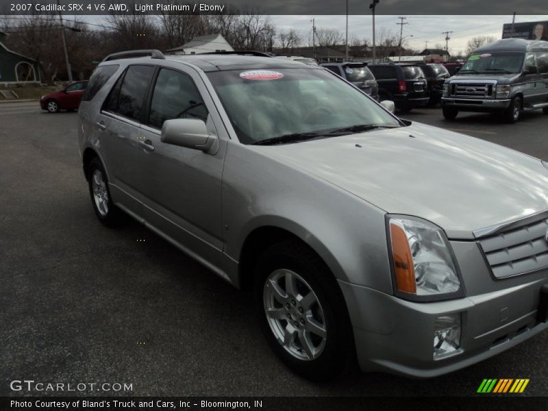 Light Platinum / Ebony 2007 Cadillac SRX 4 V6 AWD
