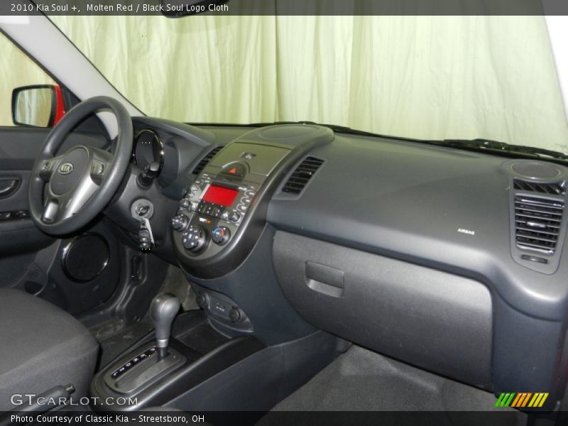 Molten Red / Black Soul Logo Cloth 2010 Kia Soul +