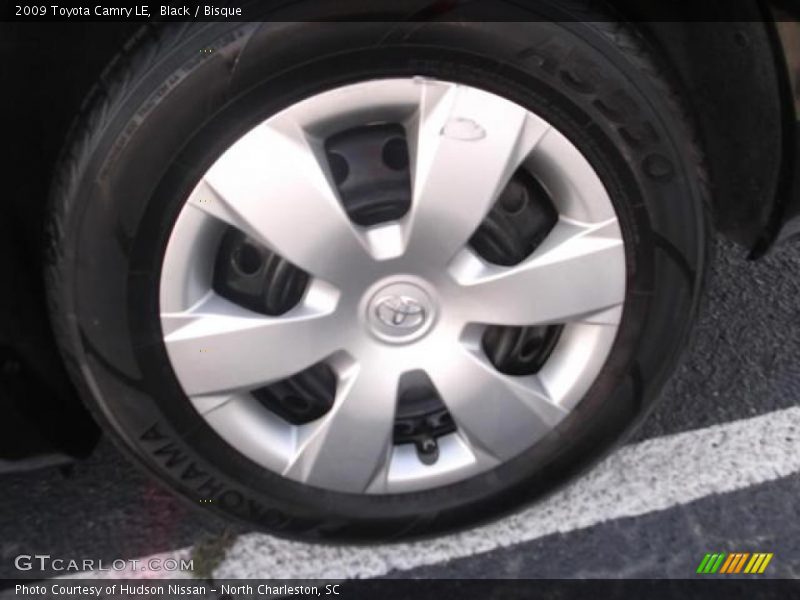 Black / Bisque 2009 Toyota Camry LE