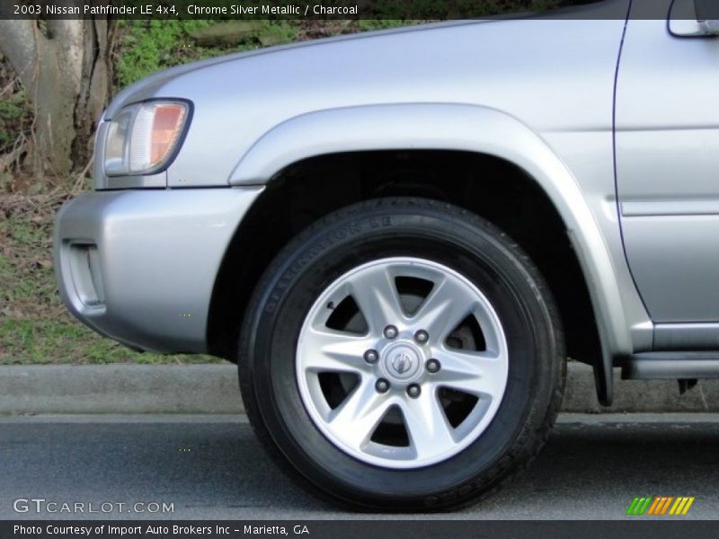  2003 Pathfinder LE 4x4 Wheel