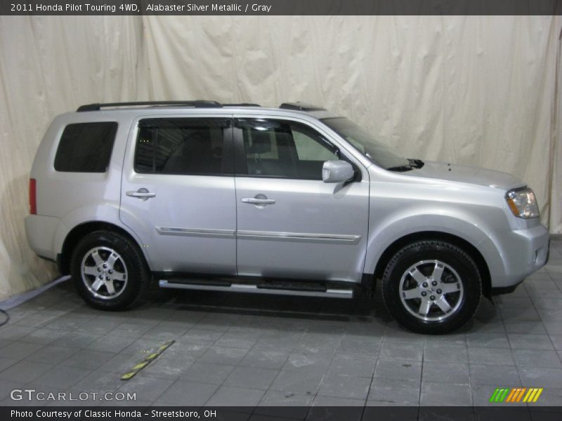 Alabaster Silver Metallic / Gray 2011 Honda Pilot Touring 4WD