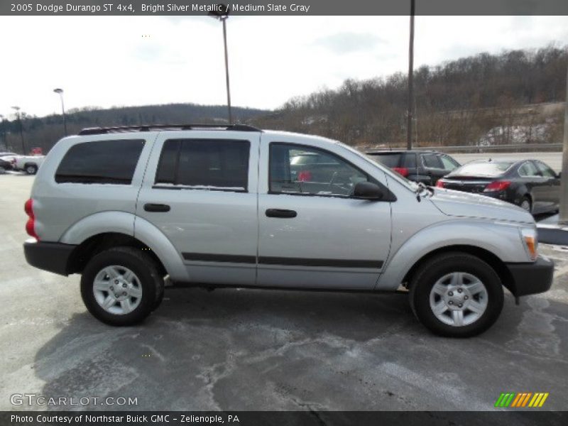 Bright Silver Metallic / Medium Slate Gray 2005 Dodge Durango ST 4x4