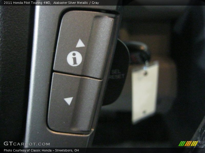 Alabaster Silver Metallic / Gray 2011 Honda Pilot Touring 4WD