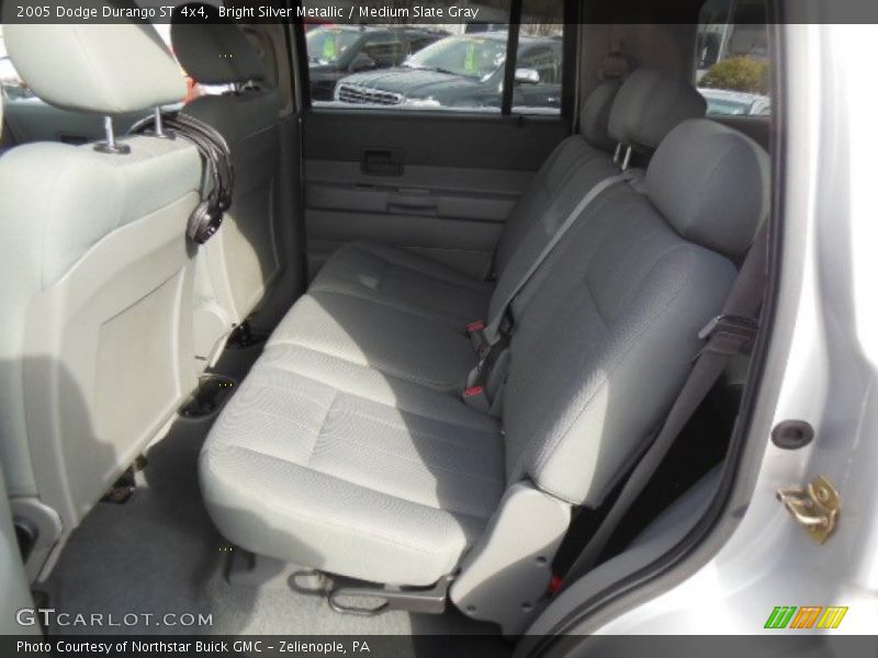 Bright Silver Metallic / Medium Slate Gray 2005 Dodge Durango ST 4x4