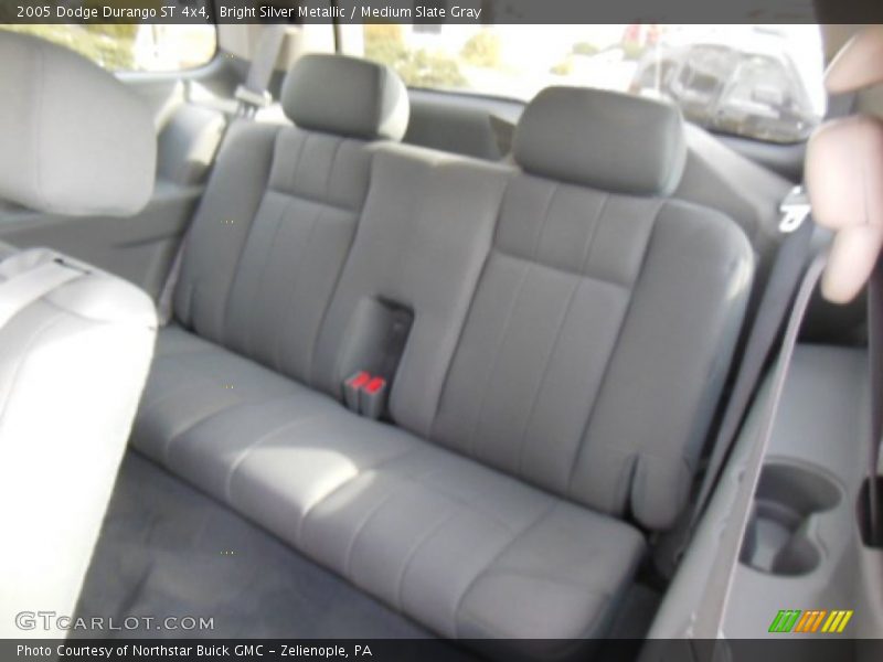 Bright Silver Metallic / Medium Slate Gray 2005 Dodge Durango ST 4x4