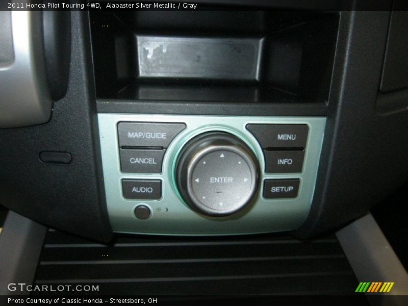 Alabaster Silver Metallic / Gray 2011 Honda Pilot Touring 4WD