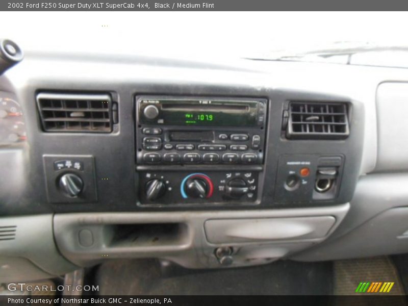 Black / Medium Flint 2002 Ford F250 Super Duty XLT SuperCab 4x4