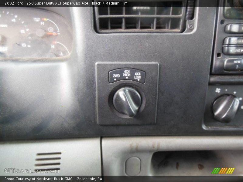 Black / Medium Flint 2002 Ford F250 Super Duty XLT SuperCab 4x4