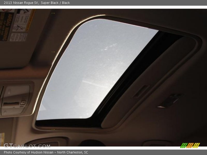 Super Black / Black 2013 Nissan Rogue SV