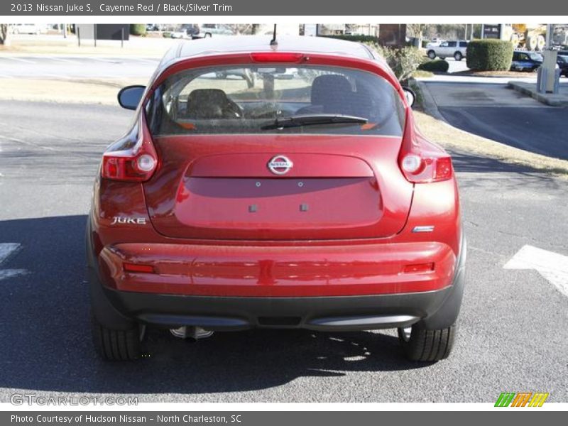 Cayenne Red / Black/Silver Trim 2013 Nissan Juke S
