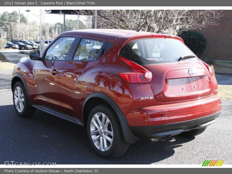 Cayenne Red / Black/Silver Trim 2013 Nissan Juke S