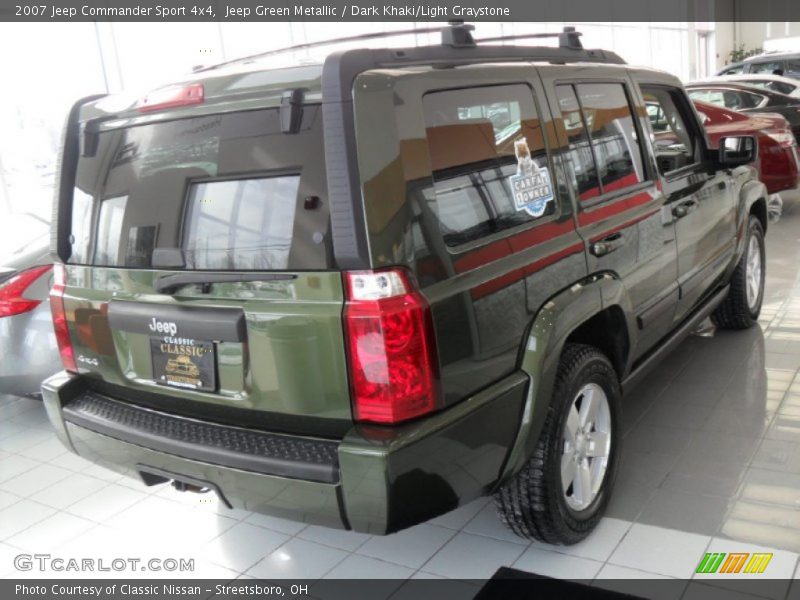 Jeep Green Metallic / Dark Khaki/Light Graystone 2007 Jeep Commander Sport 4x4