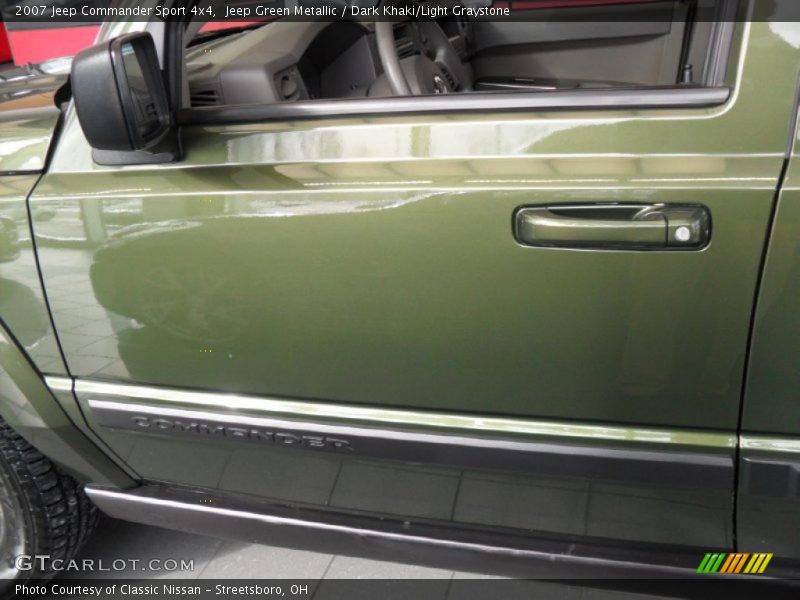 Jeep Green Metallic / Dark Khaki/Light Graystone 2007 Jeep Commander Sport 4x4