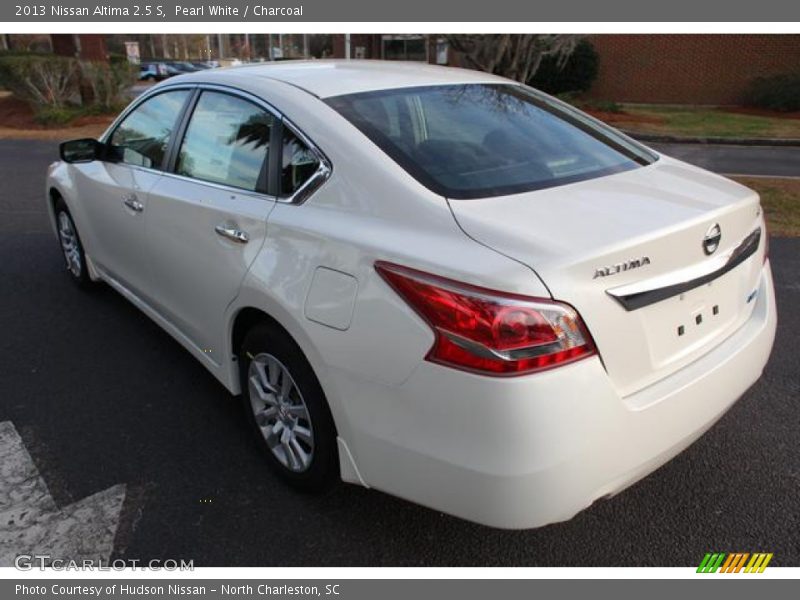 Pearl White / Charcoal 2013 Nissan Altima 2.5 S