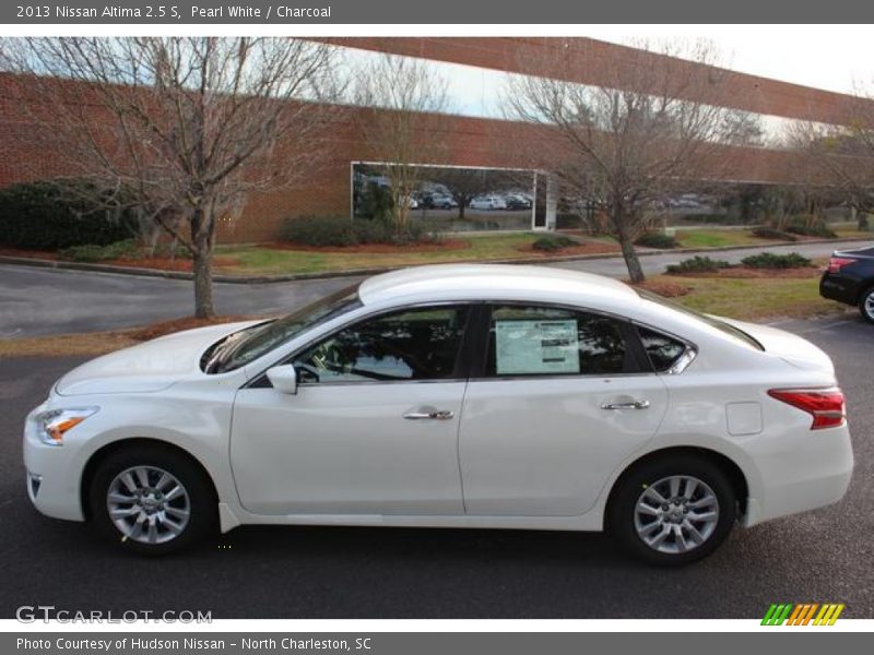 Pearl White / Charcoal 2013 Nissan Altima 2.5 S