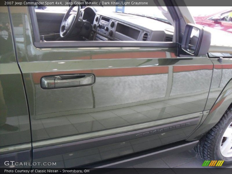 Jeep Green Metallic / Dark Khaki/Light Graystone 2007 Jeep Commander Sport 4x4