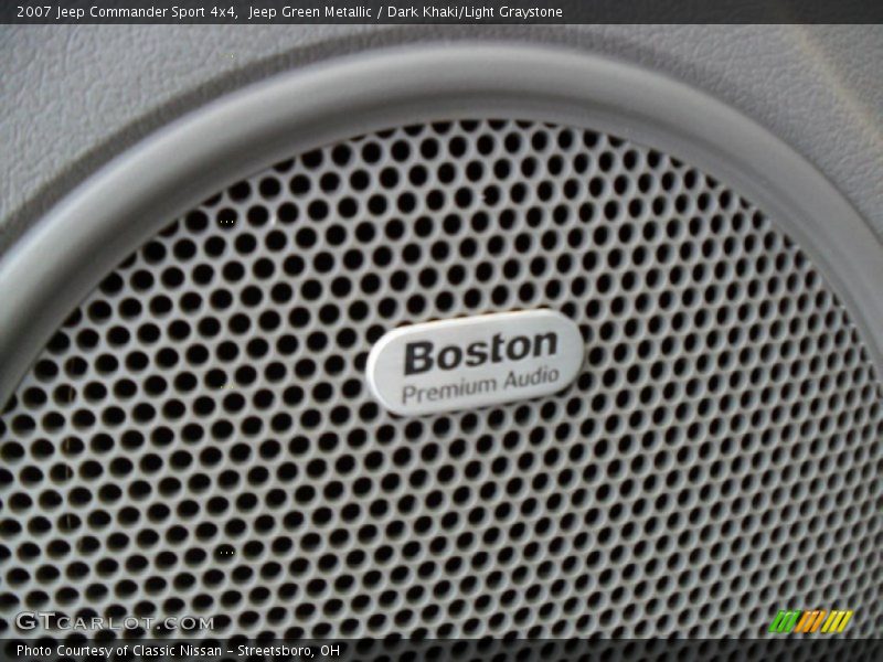 Audio System of 2007 Commander Sport 4x4