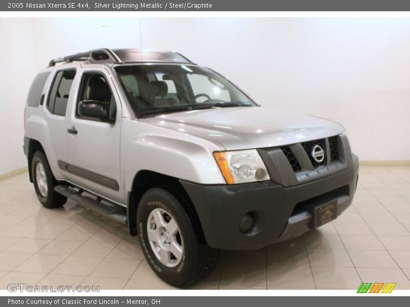 Silver Lightning Metallic / Steel/Graphite 2005 Nissan Xterra SE 4x4