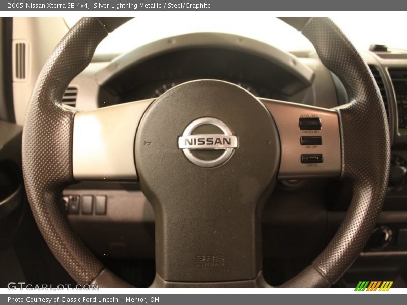 Silver Lightning Metallic / Steel/Graphite 2005 Nissan Xterra SE 4x4