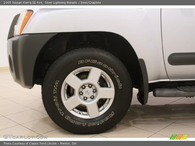 Silver Lightning Metallic / Steel/Graphite 2005 Nissan Xterra SE 4x4