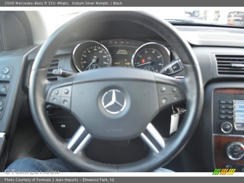 2006 R 350 4Matic Steering Wheel