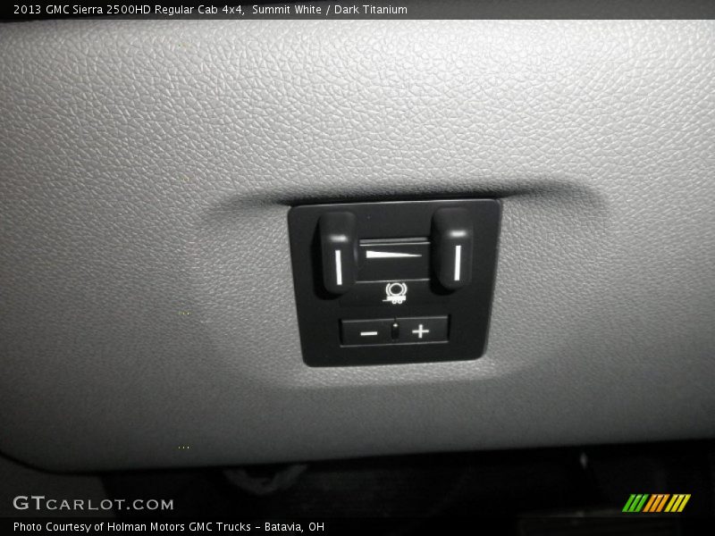 Summit White / Dark Titanium 2013 GMC Sierra 2500HD Regular Cab 4x4