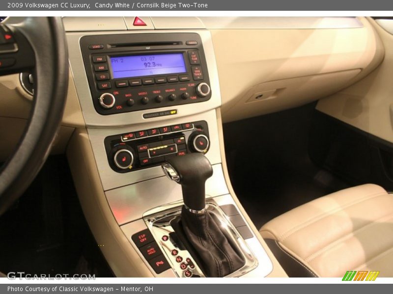 Candy White / Cornsilk Beige Two-Tone 2009 Volkswagen CC Luxury