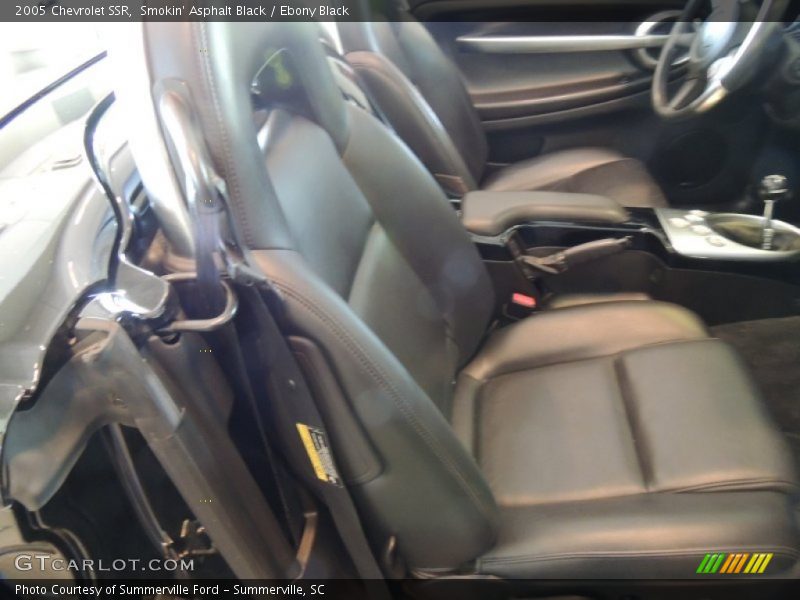 Smokin' Asphalt Black / Ebony Black 2005 Chevrolet SSR