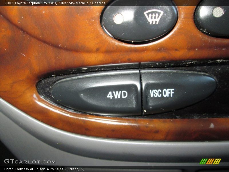 Silver Sky Metallic / Charcoal 2002 Toyota Sequoia SR5 4WD