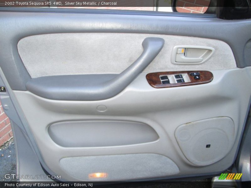 Silver Sky Metallic / Charcoal 2002 Toyota Sequoia SR5 4WD