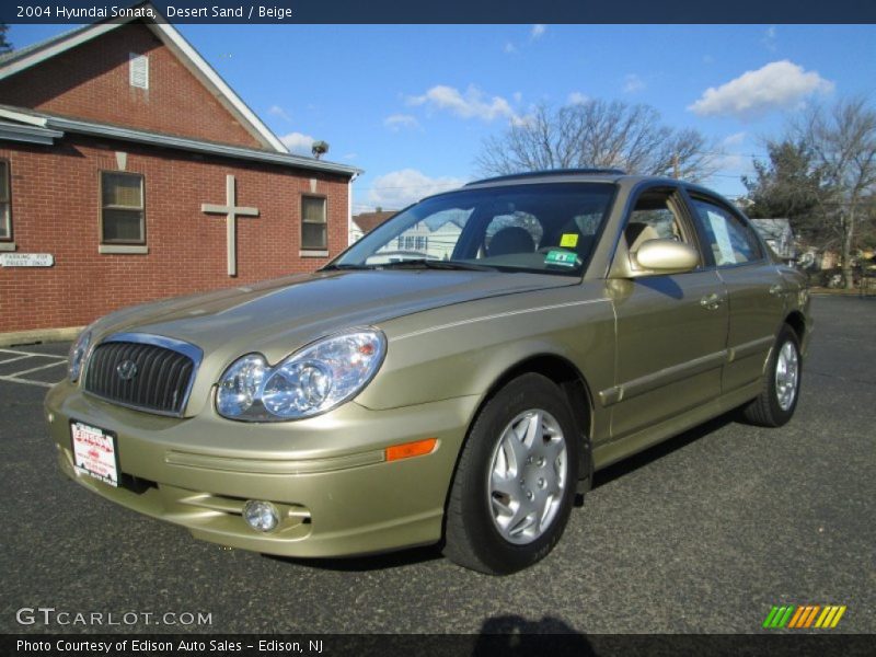 Front 3/4 View of 2004 Sonata 