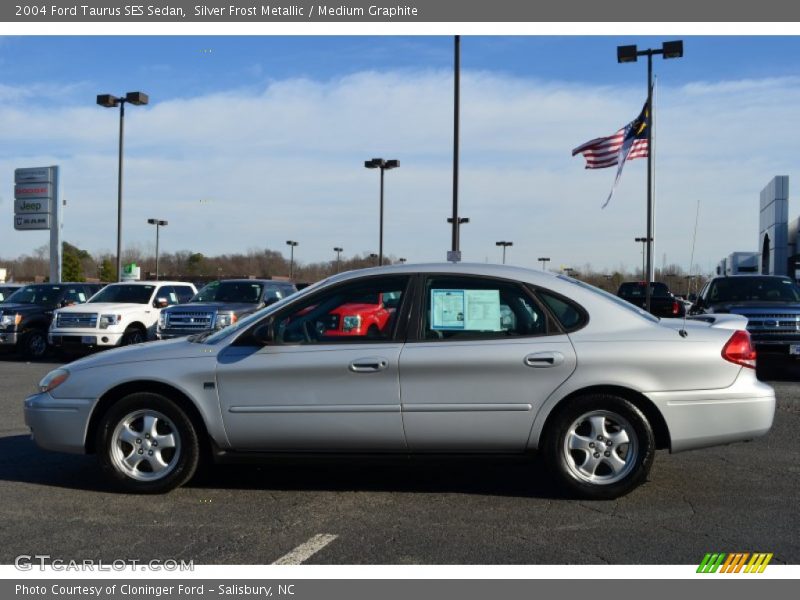 Silver Frost Metallic / Medium Graphite 2004 Ford Taurus SES Sedan