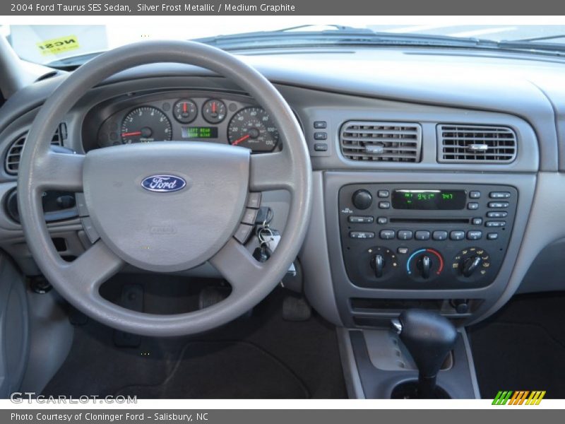 Dashboard of 2004 Taurus SES Sedan