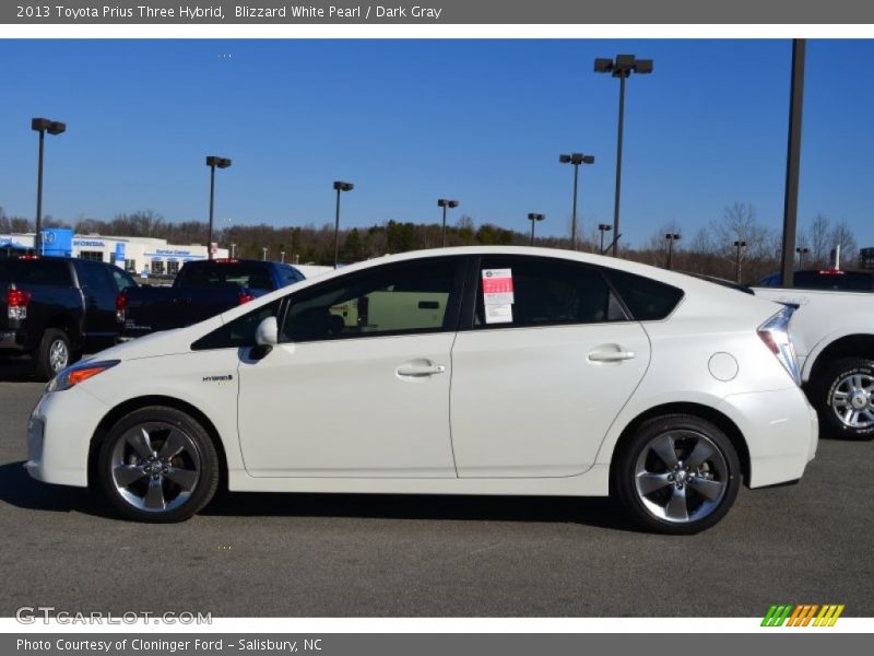  2013 Prius Three Hybrid Blizzard White Pearl