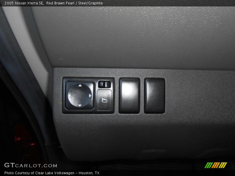 Red Brawn Pearl / Steel/Graphite 2005 Nissan Xterra SE