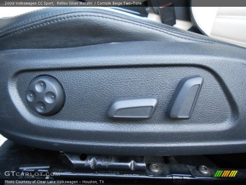 Reflex Silver Metallic / Cornsilk Beige Two-Tone 2009 Volkswagen CC Sport