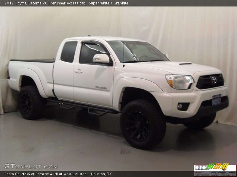 Super White / Graphite 2012 Toyota Tacoma V6 Prerunner Access cab