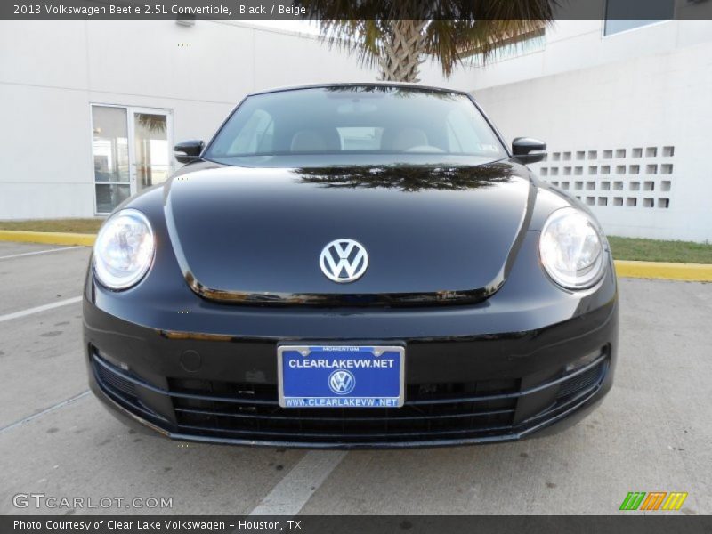 Black / Beige 2013 Volkswagen Beetle 2.5L Convertible