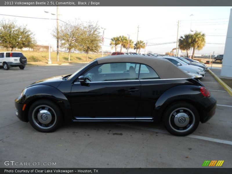 Black / Beige 2013 Volkswagen Beetle 2.5L Convertible