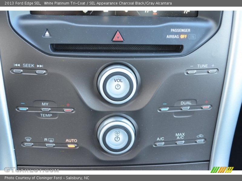 White Platinum Tri-Coat / SEL Appearance Charcoal Black/Gray Alcantara 2013 Ford Edge SEL