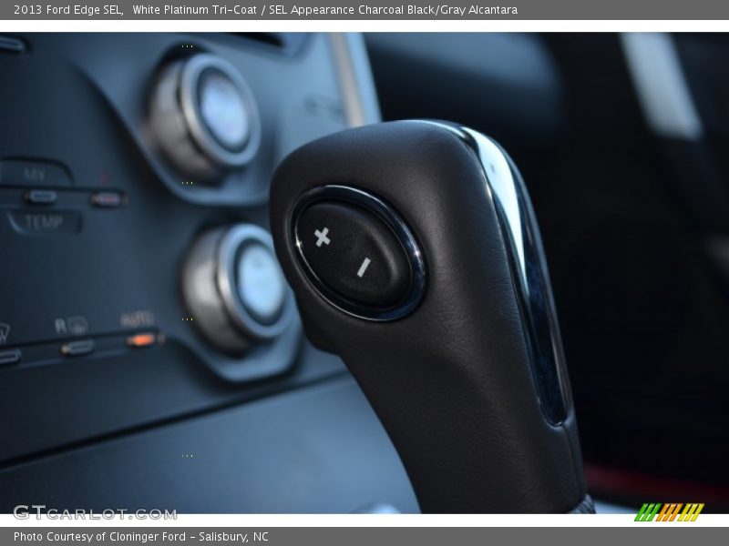 White Platinum Tri-Coat / SEL Appearance Charcoal Black/Gray Alcantara 2013 Ford Edge SEL