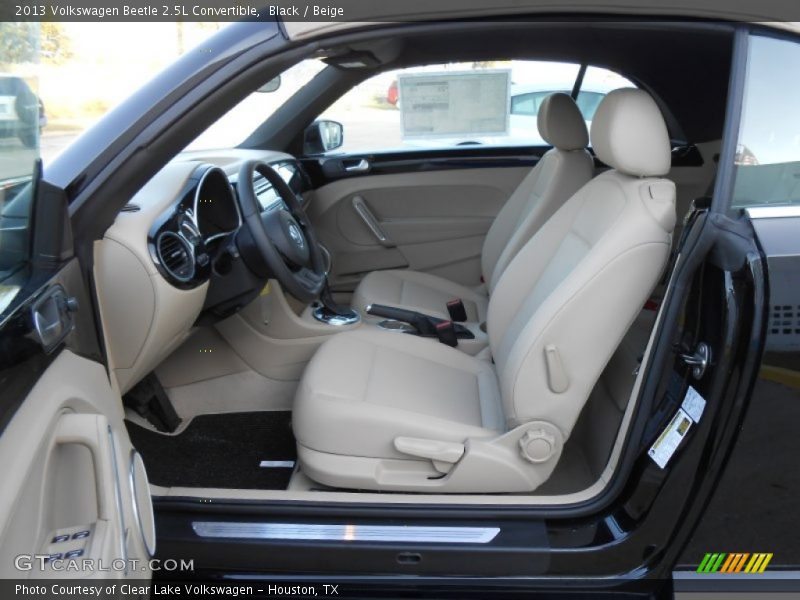  2013 Beetle 2.5L Convertible Beige Interior