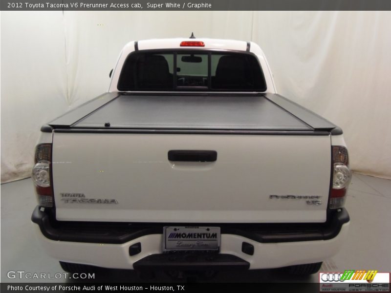 Super White / Graphite 2012 Toyota Tacoma V6 Prerunner Access cab