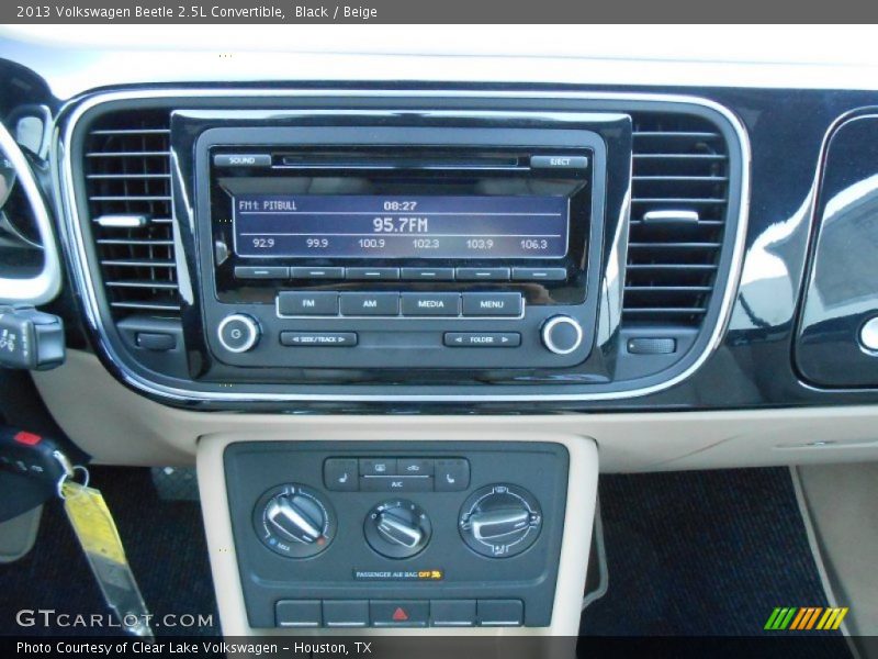 Audio System of 2013 Beetle 2.5L Convertible
