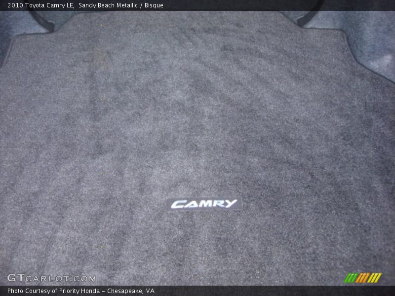 Sandy Beach Metallic / Bisque 2010 Toyota Camry LE