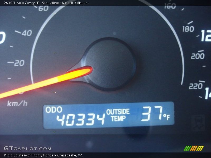 Sandy Beach Metallic / Bisque 2010 Toyota Camry LE