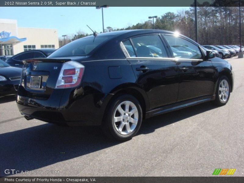 Super Black / Charcoal 2012 Nissan Sentra 2.0 SR